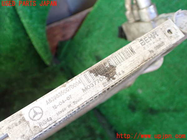 5UPJ-34416031]ベンツ V350 W639(639811C)エアコンコンデンサー1 中古_m0004.jpg