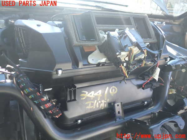 1UPJ-34416081]ベンツ V350 W639(639811C)エバポレーター1 中古_m0001.jpg