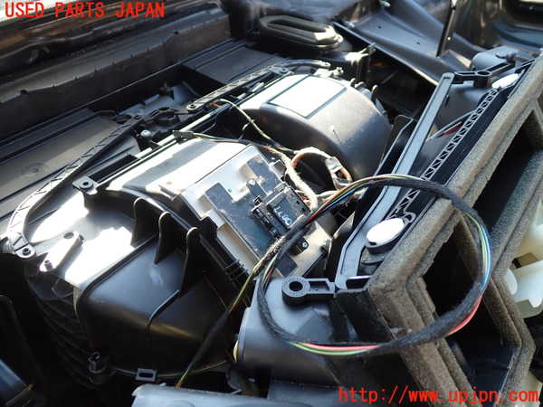 1UPJ-34416081]ベンツ V350 W639(639811C)エバポレーター1 中古_m0002.jpg