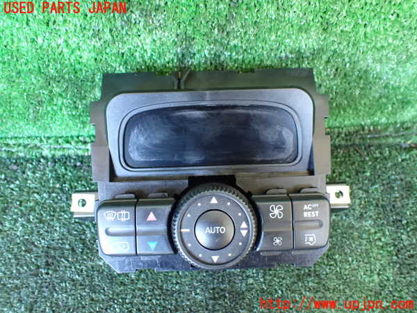 1UPJ-34416066]ベンツ V350 W639(639811C)エアコンスイッチ1 中古_m0001.jpg