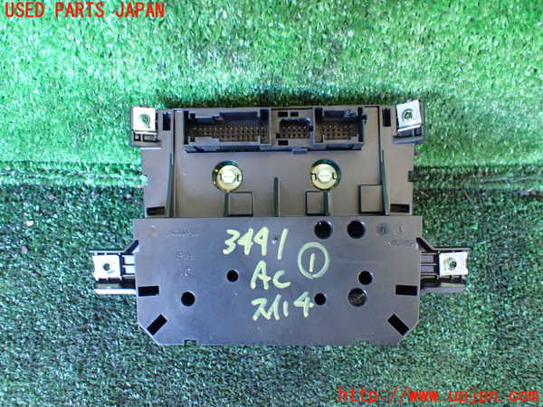 1UPJ-34416066]ベンツ V350 W639(639811C)エアコンスイッチ1 中古_m0003.jpg