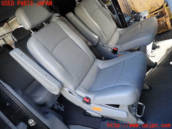 1UPJ-34417145]ベンツ V350 W639(639811C)右2列目シート 中古_m0001.jpg