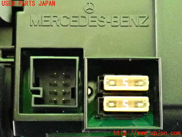 2UPJ-34426629]ベンツ C200(204048)(204)モニター 中古_m0004.jpg