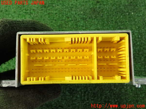 2UPJ-34426145]ベンツ C200(204048)(204)エアバッグコンピューター 中古_m0004.jpg