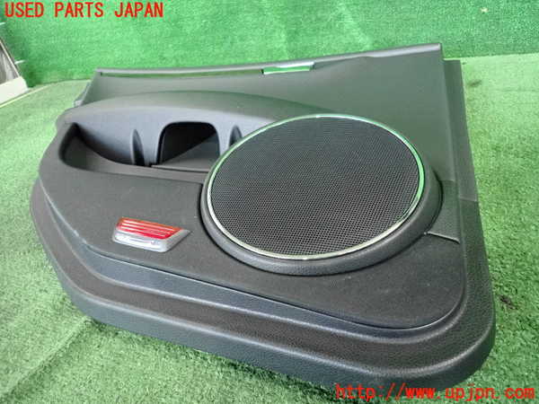 2UPJ-34421324]ベンツ C200(204048)(204)左後ドア内張り 中古_m0003.jpg