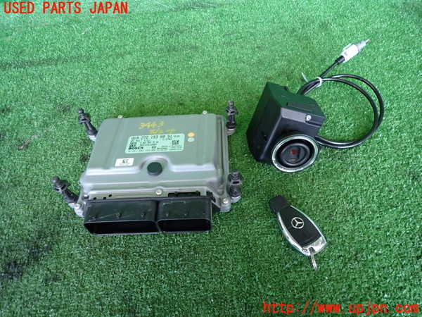 2UPJ-34436110]ベンツ CLS350(219356C)(219)エンジンコンピューター 中古_m0001.jpg