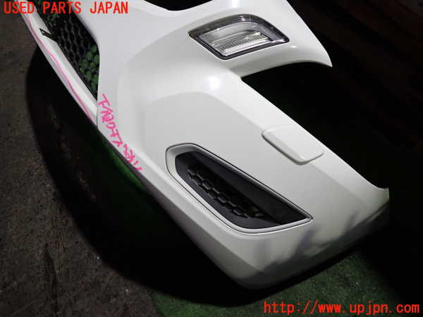 2UPJ-34441010]ボルボ・S60(FB4164T)フロントバンパー 中古_m0002.jpg