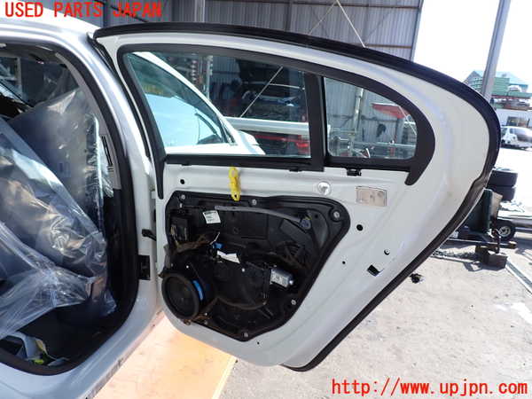 2UPJ-34441290]ボルボ・S60(FB4164T)右後ドア 中古(43R-001105 M20)_m0002.jpg