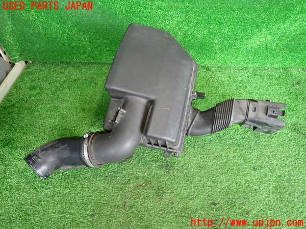 2UPJ-34442560]ボルボ・S60(FB4164T)エアクリーナーボックス 中古_m0001.jpg
