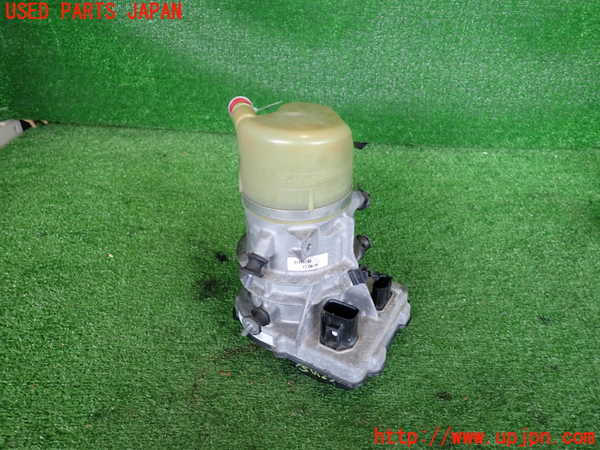 2UPJ-34444250]ボルボ・S60(FB4164T)パワステポンプ 中古_m0001.jpg