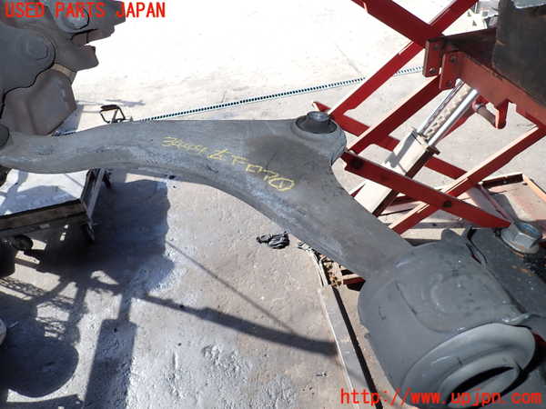 2UPJ-34445186]ボルボ・S60(FB4164T)左フロントロアアーム1 中古_m0001.jpg