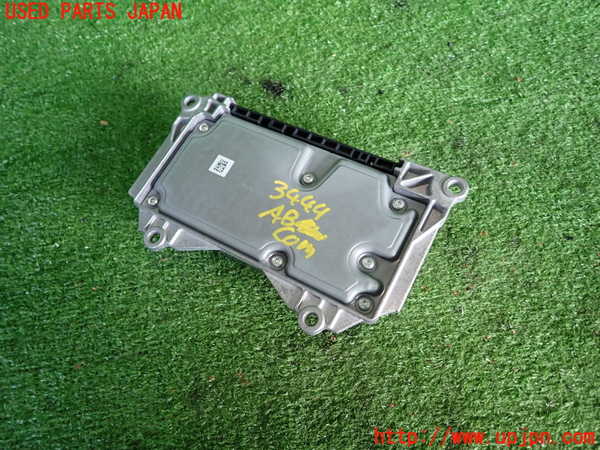 2UPJ-34446145]ボルボ・S60(FB4164T)エアバッグコンピューター 中古_m0002.jpg