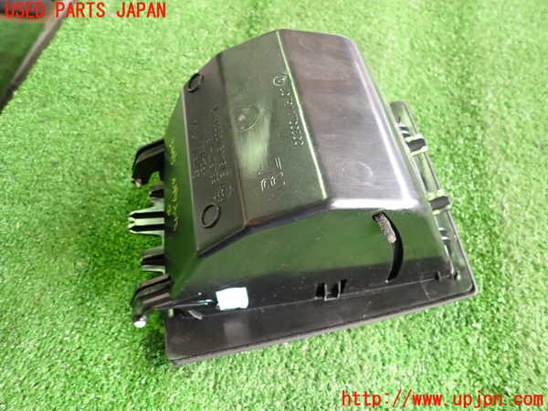 2UPJ-34457841]BMW Z4 E89(LL20)小物入れ1 中古_m0004.jpg