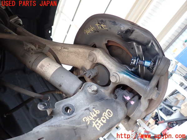 2UPJ-34464295]レクサス・IS250(GSE20)左フロントナックルハブ 中古_m0003.jpg