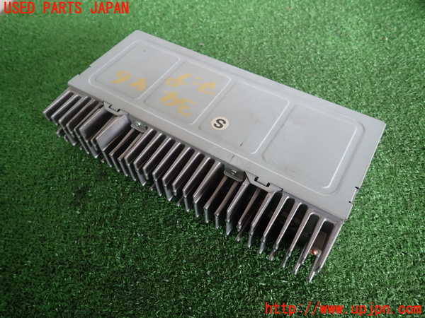 2UPJ-34466525]レクサス・IS250(GSE20)アンプ 中古_m0001.jpg