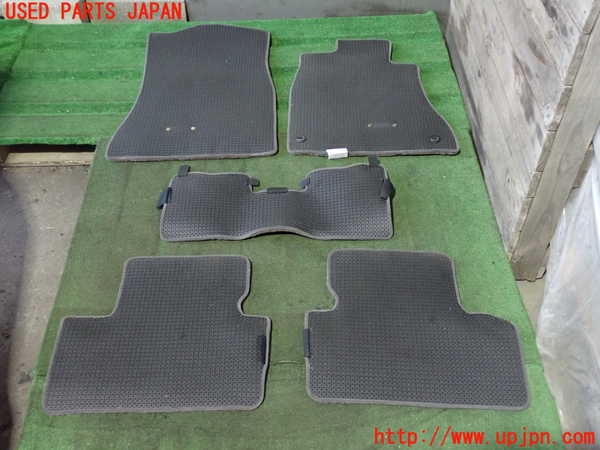 2UPJ-34467800]レクサス・IS250(GSE20)フロアマット 中古_m0002.jpg