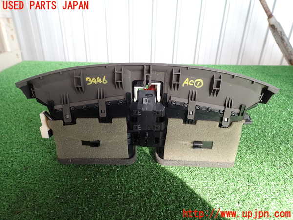 2UPJ-34467526]レクサス・IS250(GSE20)エアコン吹き出し口1 (真中) 中古_m0003.jpg