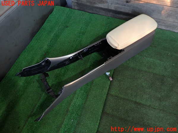 2UPJ-34467540]レクサス・IS250(GSE20)センターコンソール 中古_m0001.jpg