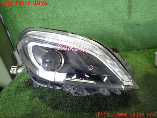 2UPJ-34471130]ベンツ B180(246242)(246)右ヘッドライト HID 中古_m0001.jpg