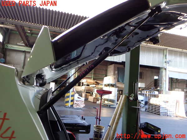 2UPJ-34471584]ベンツ B180(246242)(246)リアゲートダンパー 中古_m0002.jpg