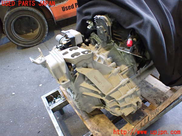 2UPJ-34473010]ベンツ B180(246242)(246)ミッション AT 270 中古_m0002.jpg