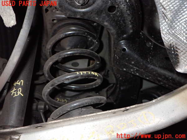 2UPJ-34475105]ベンツ B180(246242)(246)左リアスプリング 中古_m0001.jpg