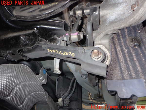 2UPJ-34475205]ベンツ B180(246242)(246)右リアロアアーム2 中古_m0001.jpg