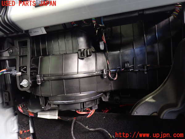 2UPJ-34476081]ベンツ B180(246242)(246)エバポレーター1 中古_m0003.jpg
