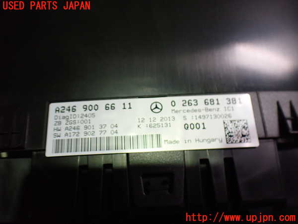 2UPJ-34476170]ベンツ B180(246242)(246)スピードメーター 中古_m0004.jpg