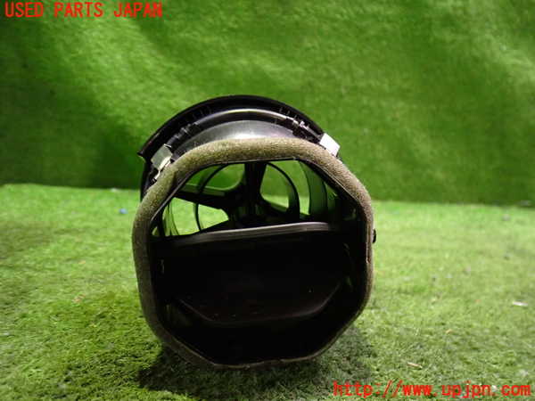 2UPJ-34477527]ベンツ B180(246242)(246)エアコン吹き出し口2 (右) 中古_m0002.jpg