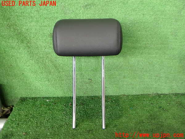 2UPJ-34477150]ベンツ B180(246242)(246)右2列目ヘッドレスト 中古_m0001.jpg