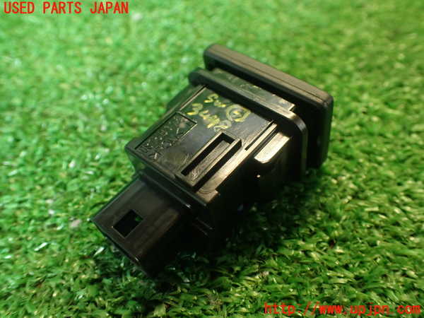 2UPJ-34486311]マークX(GRX130)スイッチ6 (LED BEAM) 中古_m0003.jpg