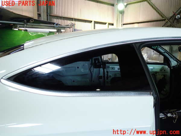 1UPJ-34491380]ベンツ C180 クーペ(205340C)(205)右クォーターガラス 中古(43R-006723)_m0001.jpg