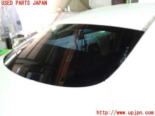1UPJ-34491560]ベンツ C180 クーペ(205340C)(205)リアガラス 中古(43R-006723)_m0002.jpg