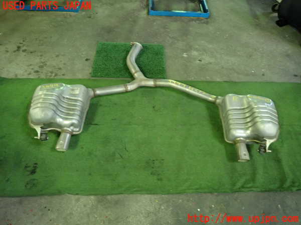 1UPJ-34492671]ベンツ C180 クーペ(205340C)(205)リアマフラー1 中古_m0001.jpg