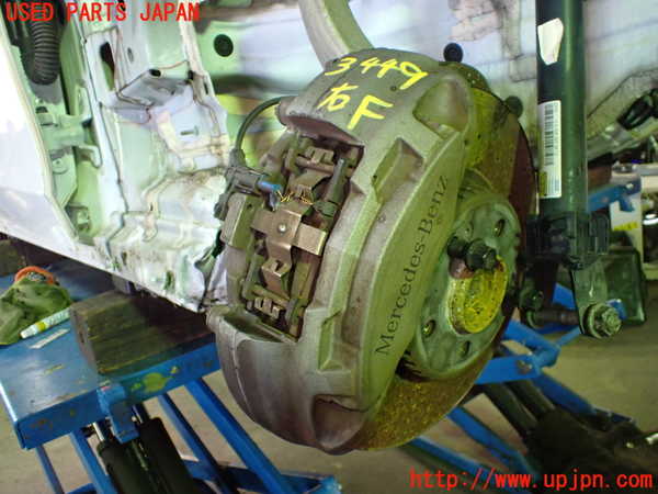 1UPJ-34494080]ベンツ C180 クーペ(205340C)(205)右フロントキャリパー 中古_m0001.jpg