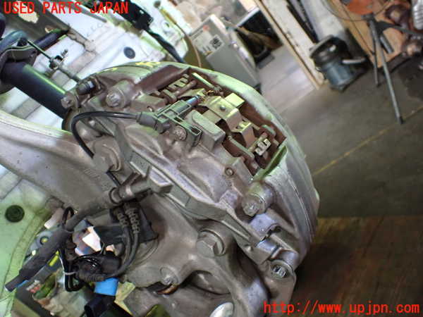 1UPJ-34494080]ベンツ C180 クーペ(205340C)(205)右フロントキャリパー 中古_m0002.jpg