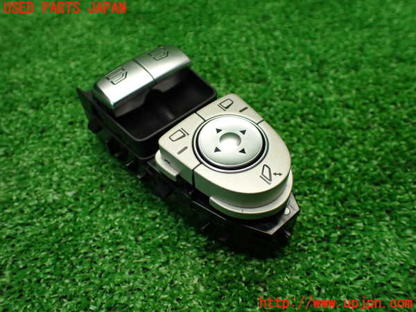 1UPJ-34496240]ベンツ C180 クーペ(205340C)(205)右パワーウィンドウスイッチ 中古_m0002.jpg