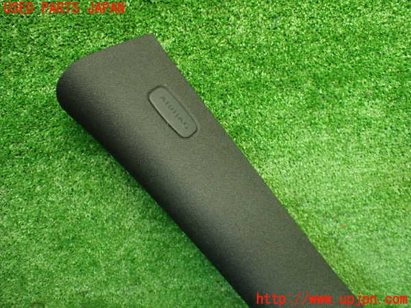 1UPJ-34497660]ベンツ C180 クーペ(205340C)(205)左フロントピラートリム 中古_m0002.jpg