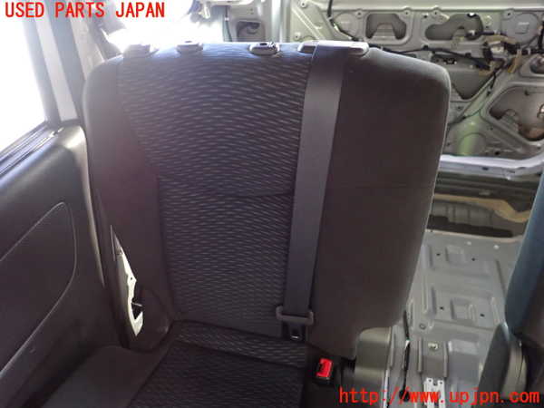 1UPJ-34507145]セレナ Sハイブリッド(HC26)右2列目シート 中古_m0002.jpg