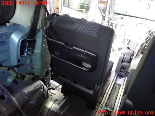 1UPJ-34507175]セレナ Sハイブリッド(HC26)左2列目シート 中古_m0004.jpg