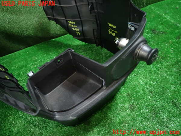 1UPJ-34507549]セレナ Sハイブリッド(HC26)コンソール 中古_m0004.jpg