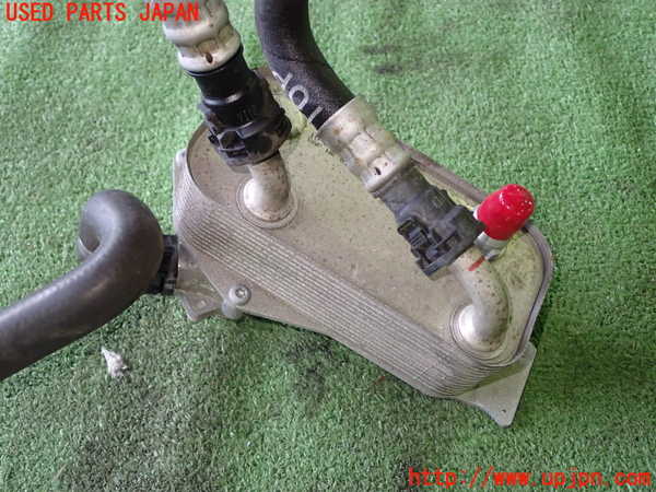 1UPJ-34512481]BMW 320i(PG20)(E90)オイルクーラー1 中古_m0001.jpg