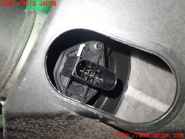 1UPJ-34512560]BMW 320i(PG20)(E90)エアクリーナーボックス 中古_m0002.jpg