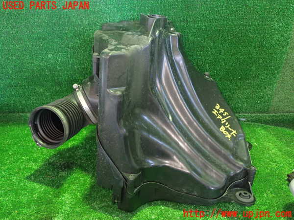 1UPJ-34512560]BMW 320i(PG20)(E90)エアクリーナーボックス 中古_m0003.jpg