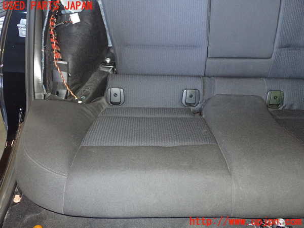 1UPJ-34517385]BMW 320i(PG20)(E90)リアシート 中古_m0003.jpg