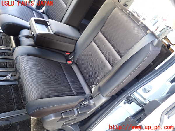 1UPJ-34527175]セレナ(GFC27)左2列目シート 中古_m0001.jpg