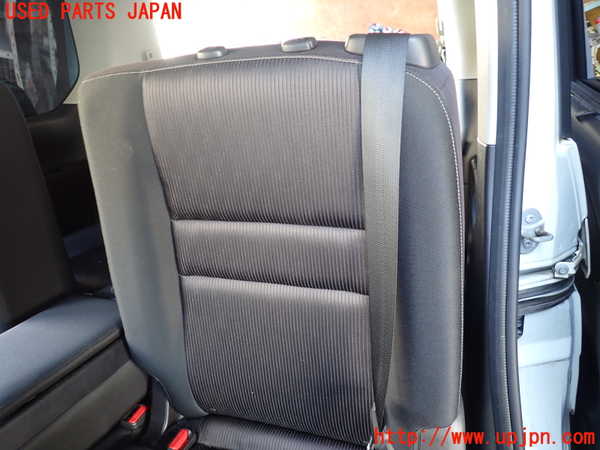 1UPJ-34527175]セレナ(GFC27)左2列目シート 中古_m0002.jpg
