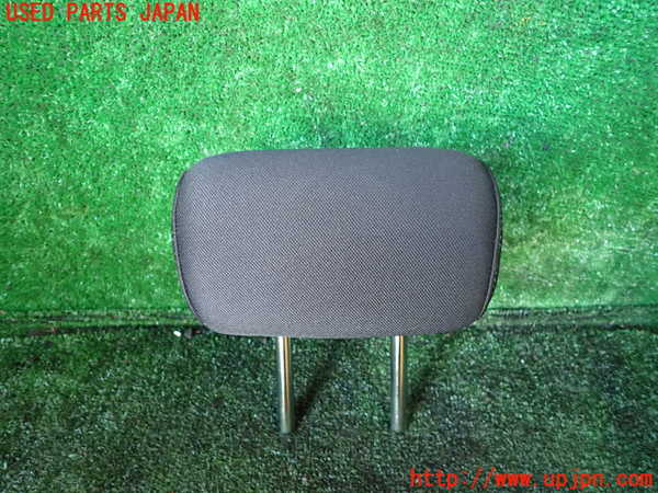 1UPJ-34527130]セレナ(GFC27)真中2列目ヘッドレスト 中古_m0001.jpg