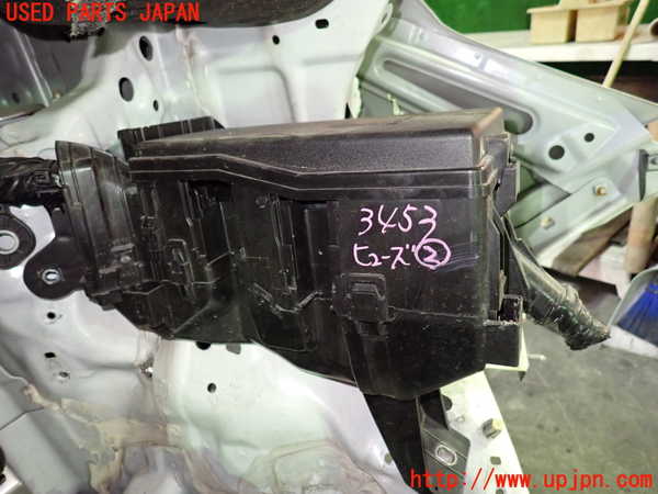 1UPJ-34536742]アルファード(AGH30W)ヒューズボックス2 中古_m0001.jpg